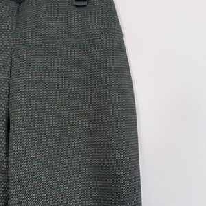 Woman’s Textured Olive Green Shorts